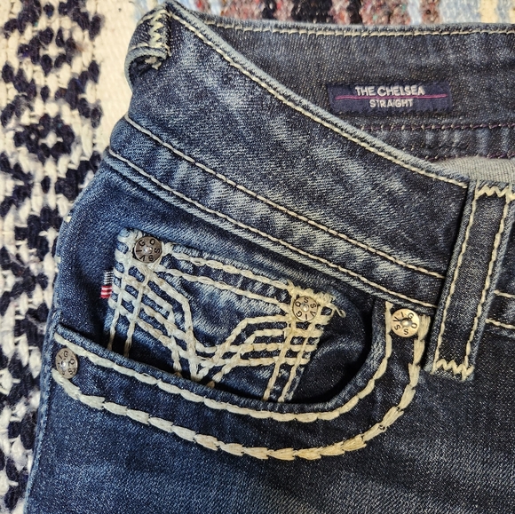 Vigoss Chelsea Straight Jean - Picture 3 of 9